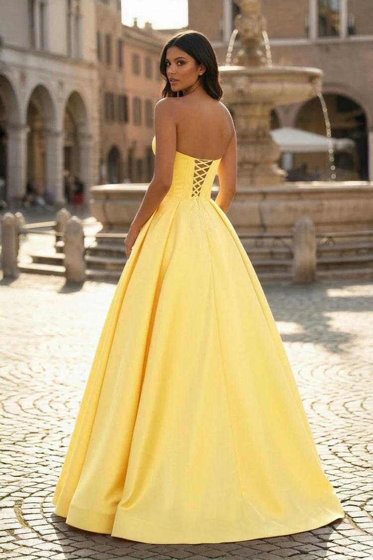 Glamorous A-Line Sweetheart Sleeveless Corset Yellow Floor-Length Prom Dresses Women's Gown