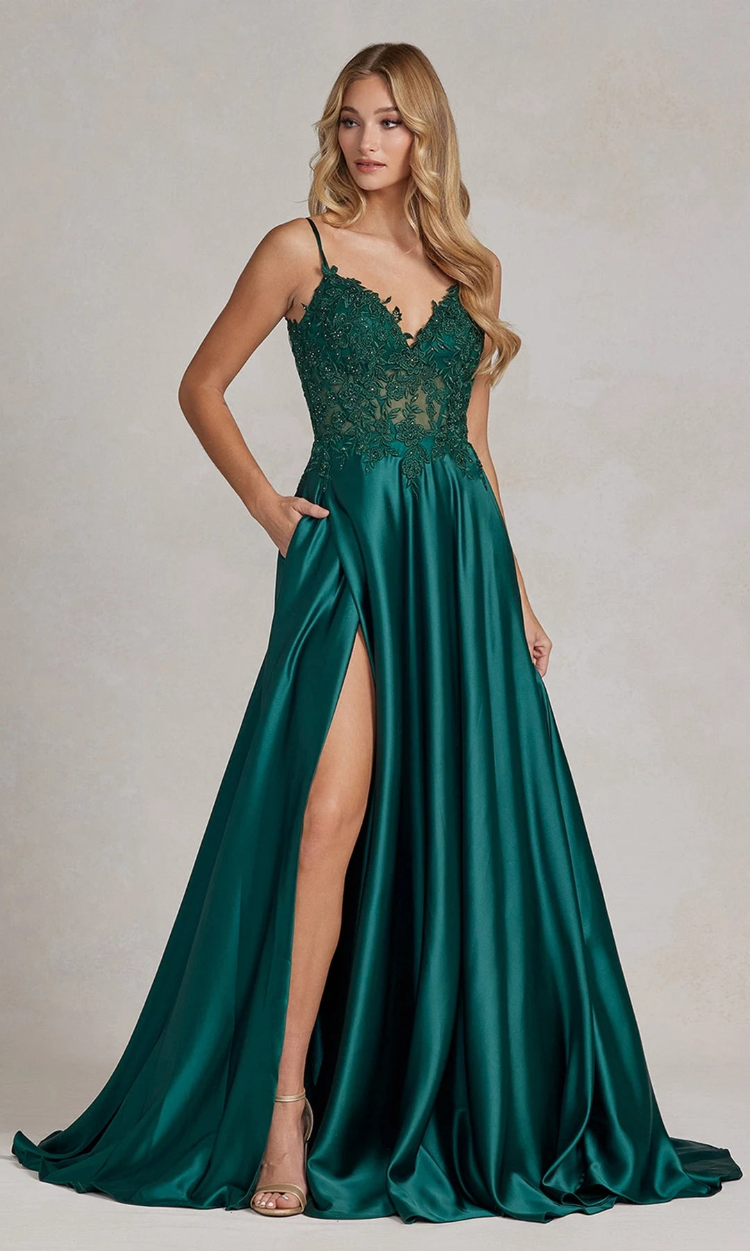 Glamorous A-Line Sweetheart Sleeveless High Slit Emerald Green Floor-Length Prom Dress