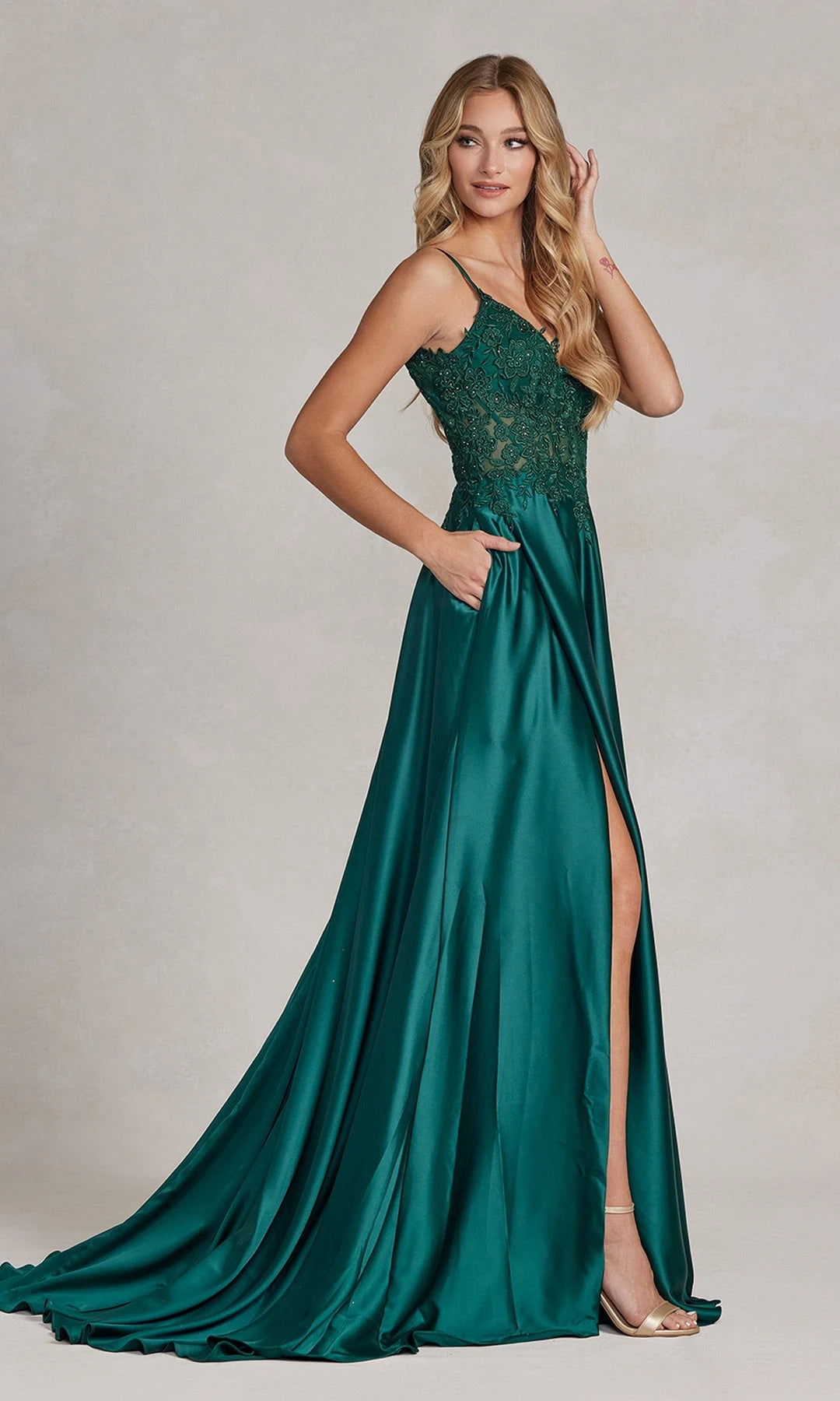 Glamorous A-Line Sweetheart Sleeveless High Slit Emerald Green Floor-Length Prom Dress
