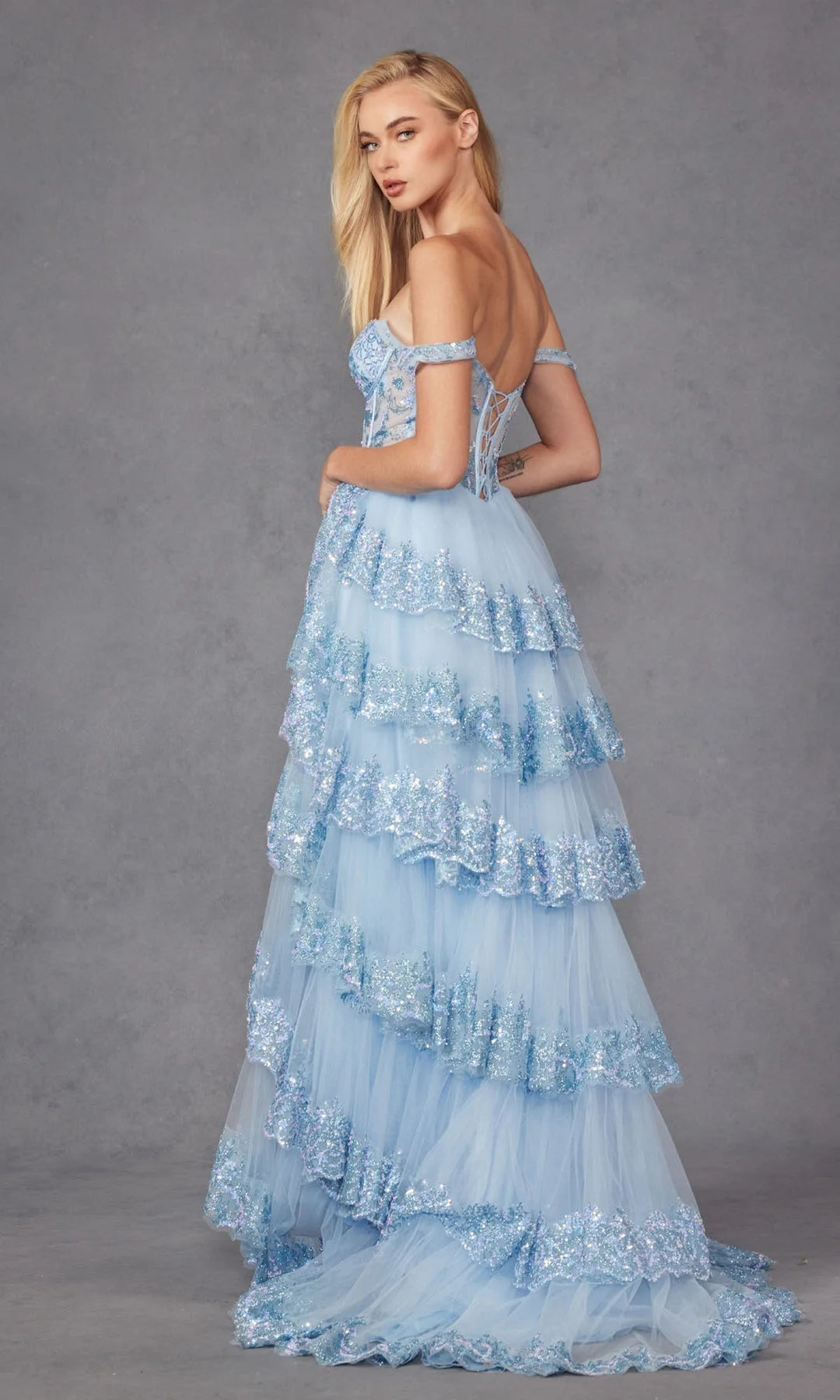 Glamorous A-Line Sweetheart Sleeveless Tiered Slit Blue Long Prom Dresses Women