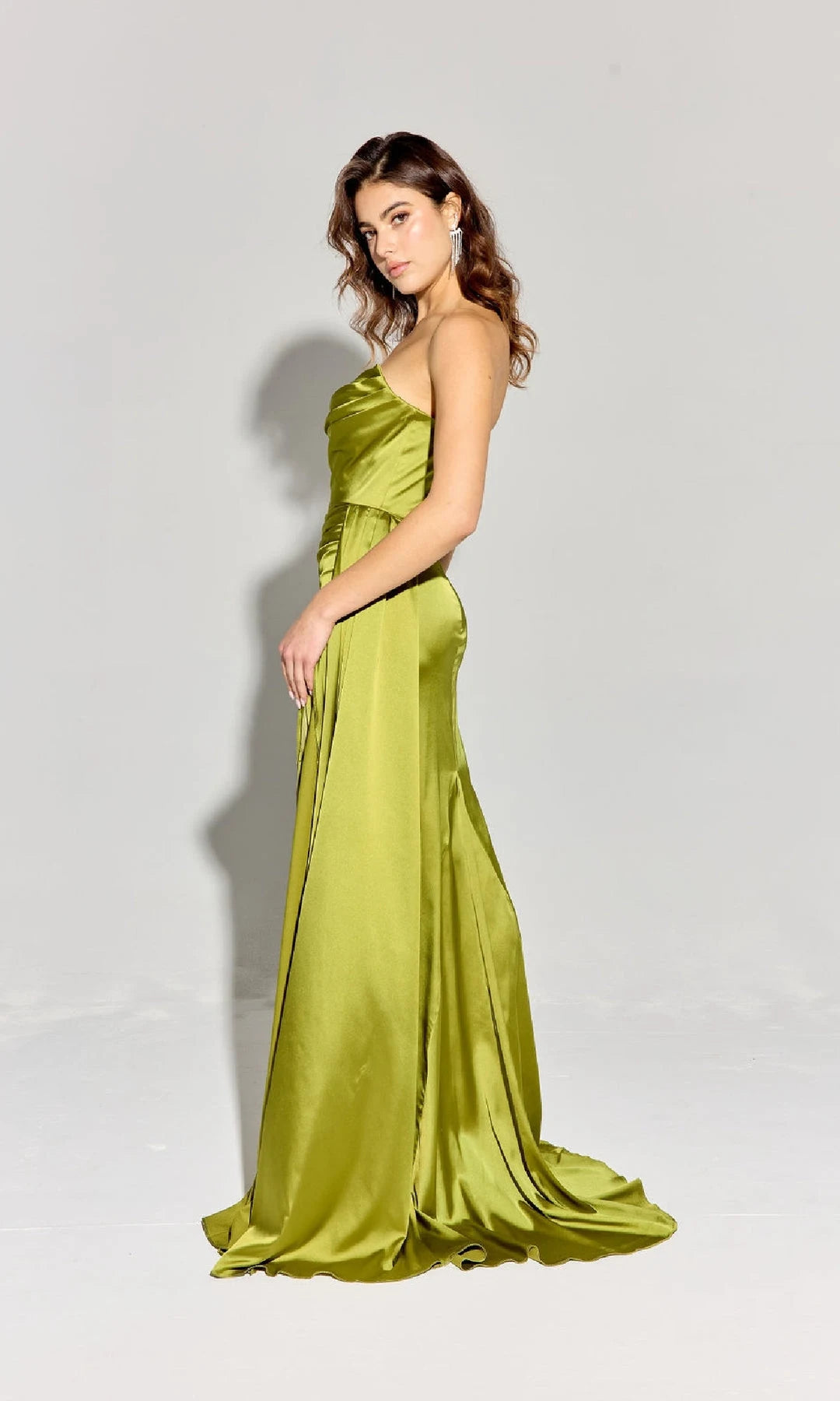 Glamorous Fitted Strapless Sleeveless Ruched Slit Olive Maxi Prom Dresses Women