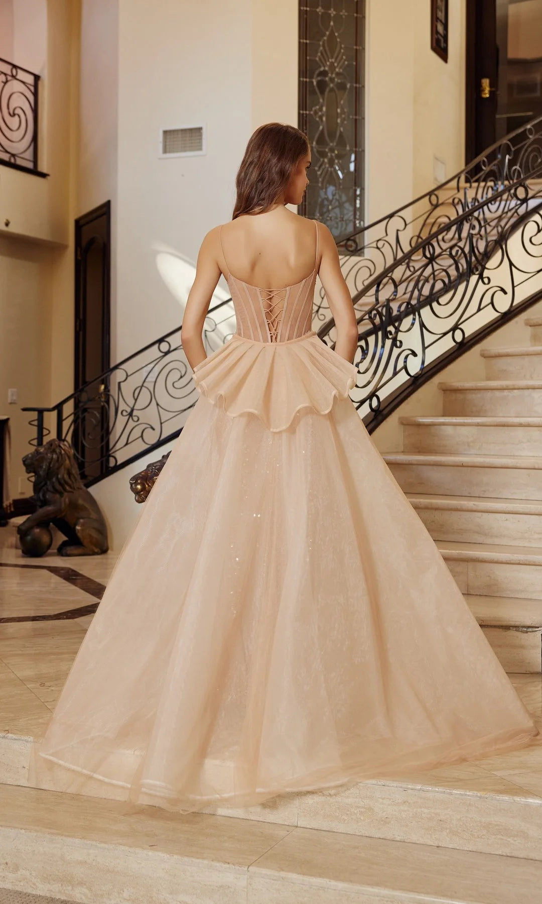 Glamorous Sheath Scoop Neck Sleeveless Beaded Champagne Floor-Length Prom Dresses Gown