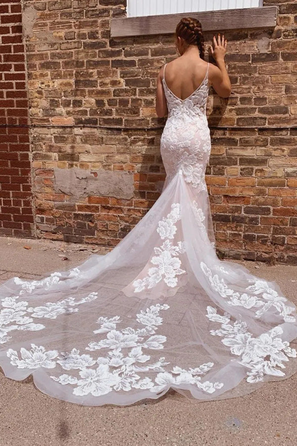 Wholesa Mermaid Gorgeous Spaghetti Straps Wedding Dresses With Appliques