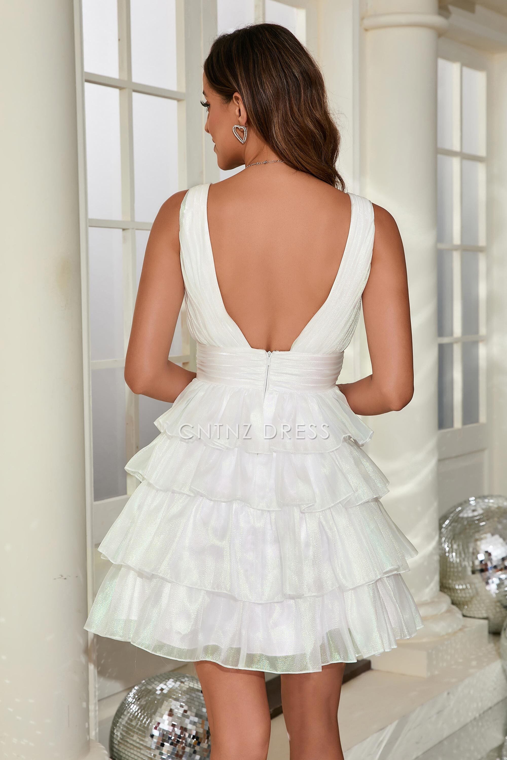 CNTNZ DRESS Fashion A-Line V-neck Backless Short Ruched Tiered Unique Dress Hot Sale Homecoming Dress