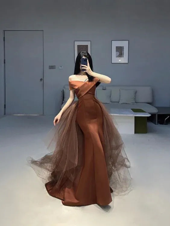 Luxury Mermaid Asymmetrical Off-Shoulder Detachable Tulle Overlay Floor-Length Satin Formal Evening Dress