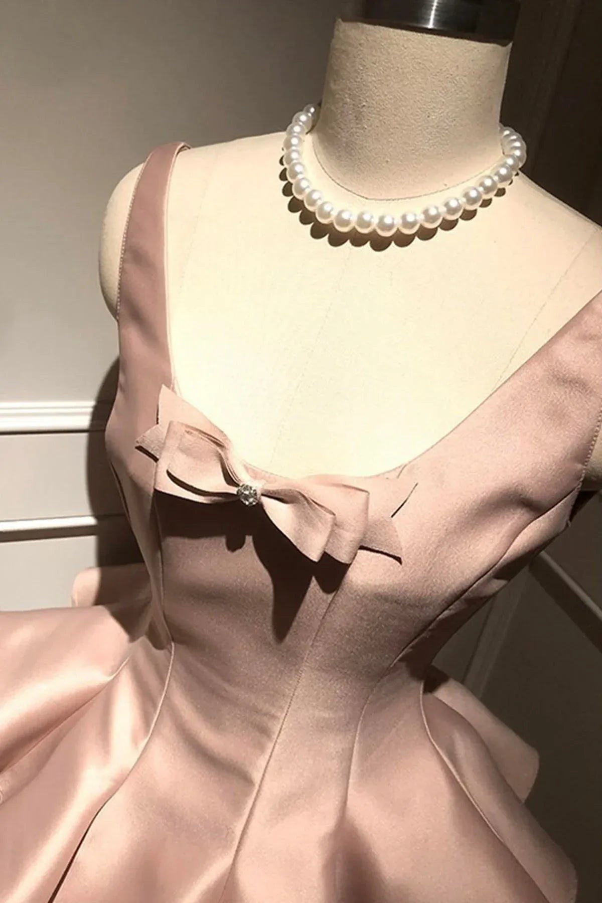 Pink Sleeveless Bow Detail Layered Tulle Hem A-Line Homecoming Dress