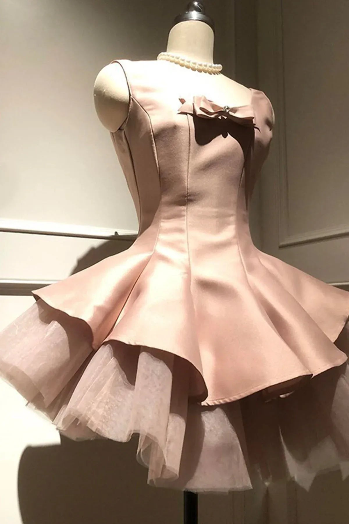 Pink Sleeveless Bow Detail Layered Tulle Hem A-Line Homecoming Dress