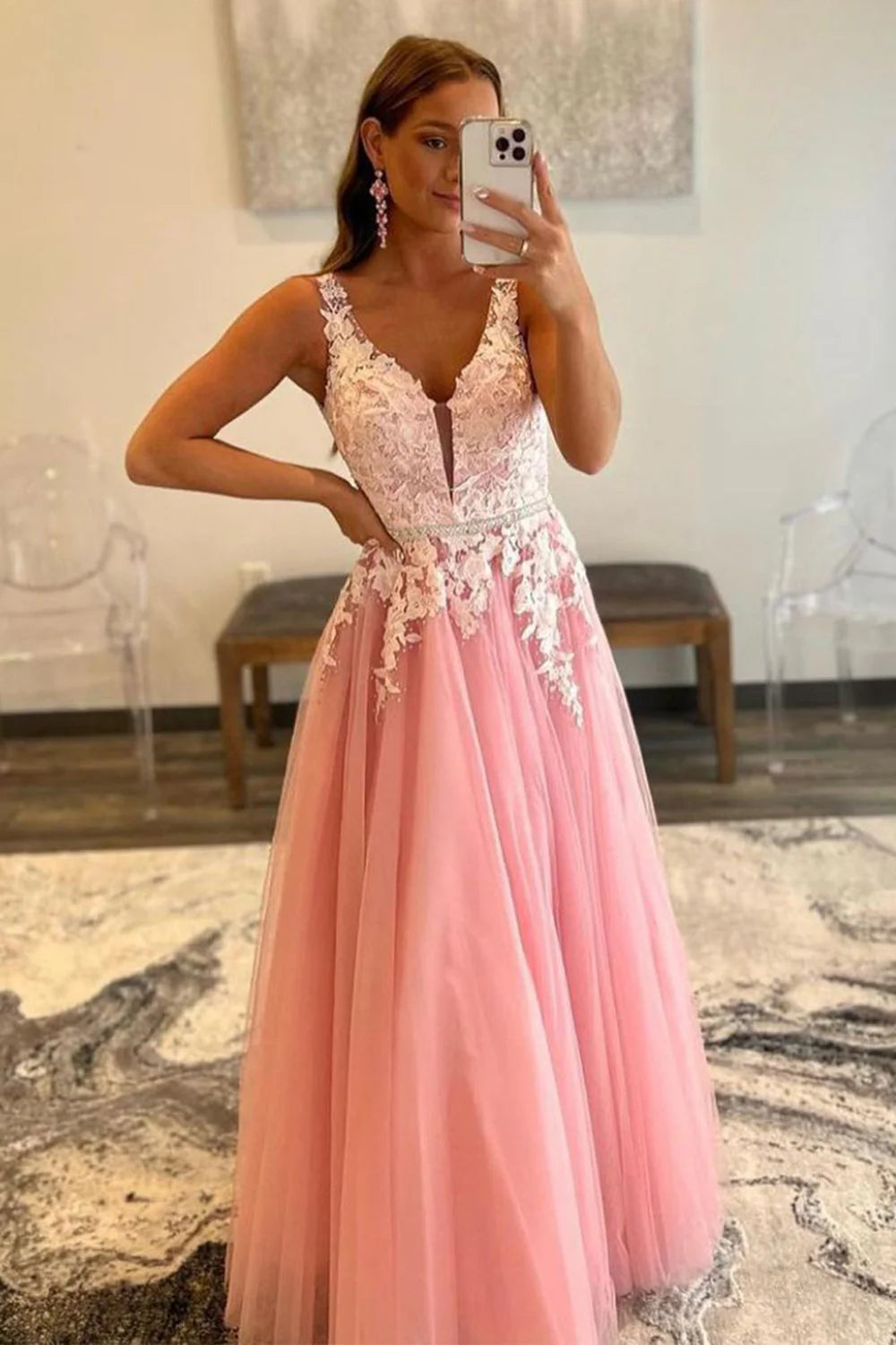 Wholesa A-Line Tulle Appliques Prom Dress