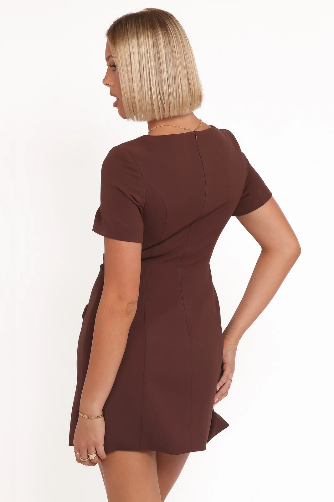 Retro Chic A-Line Boat Neck Short Sleeve Chocolate Brown Mini Homecoming Dress