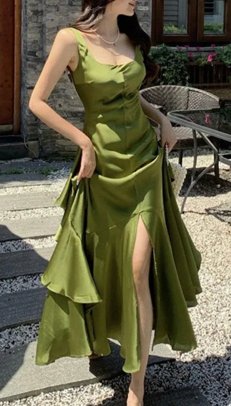 Romantic Mermaid Scoop‑Neck Spaghetti‑Strap Ruffled‑High‑Slit Midi Prom Dress