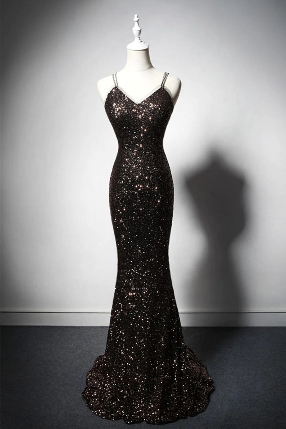 Wholesa Sexy Mermaid Spaghetti Straps Open Back Long Prom Dress