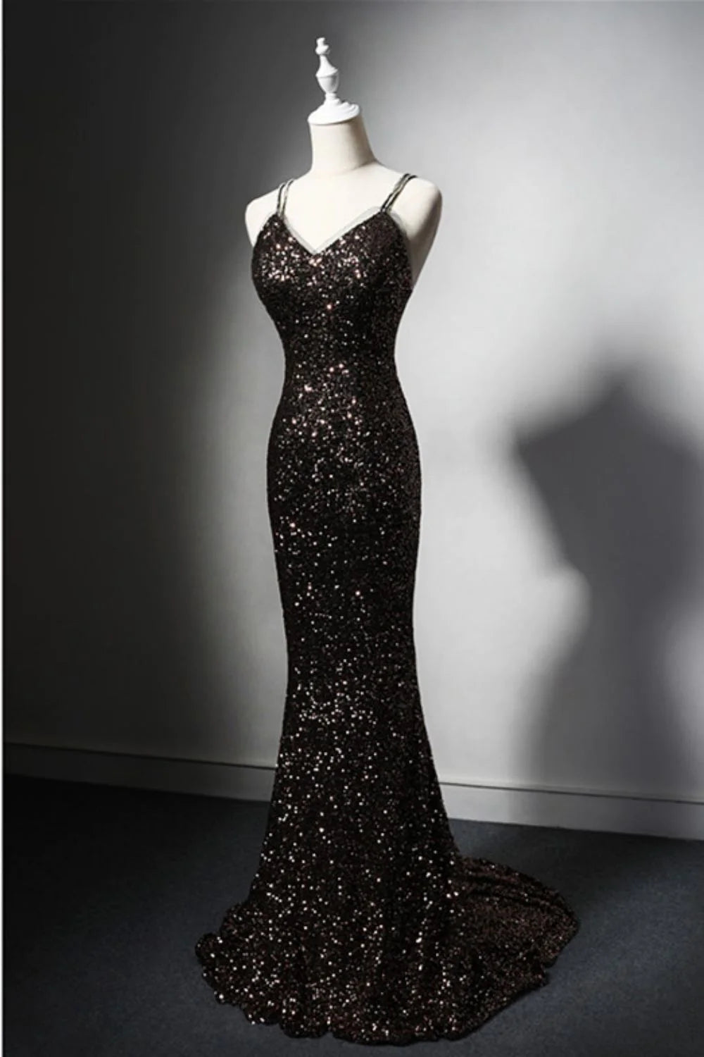 Wholesa Sexy Mermaid Spaghetti Straps Open Back Long Prom Dress