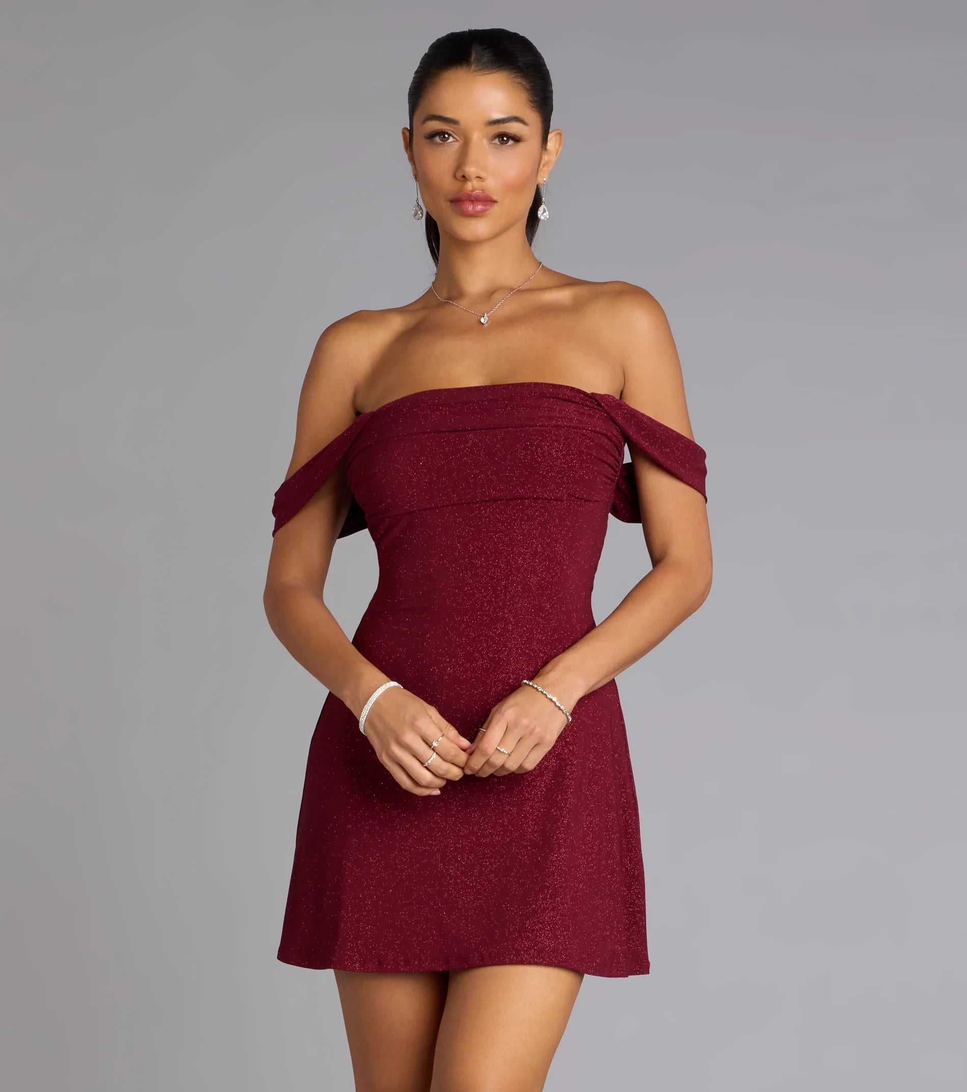 Shimmering A-Line Off-the-Shoulder Draped Sleeve Sleek Back Mini Homecoming Dresses