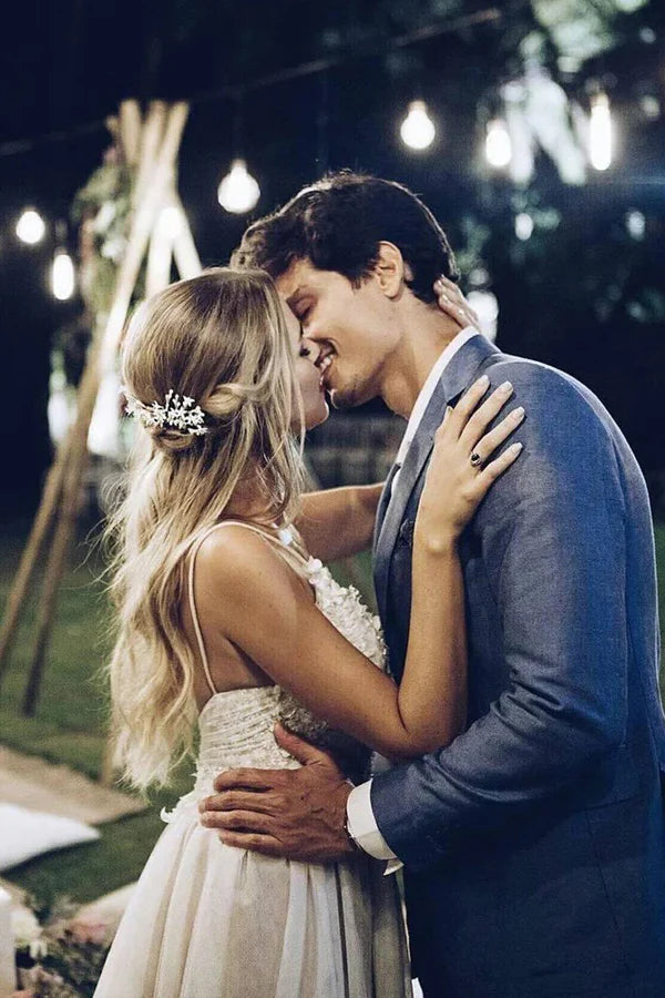 Wholesa Beach Spaghetti Strap V Neck Wedding Dresses Backless Bridal Dresses