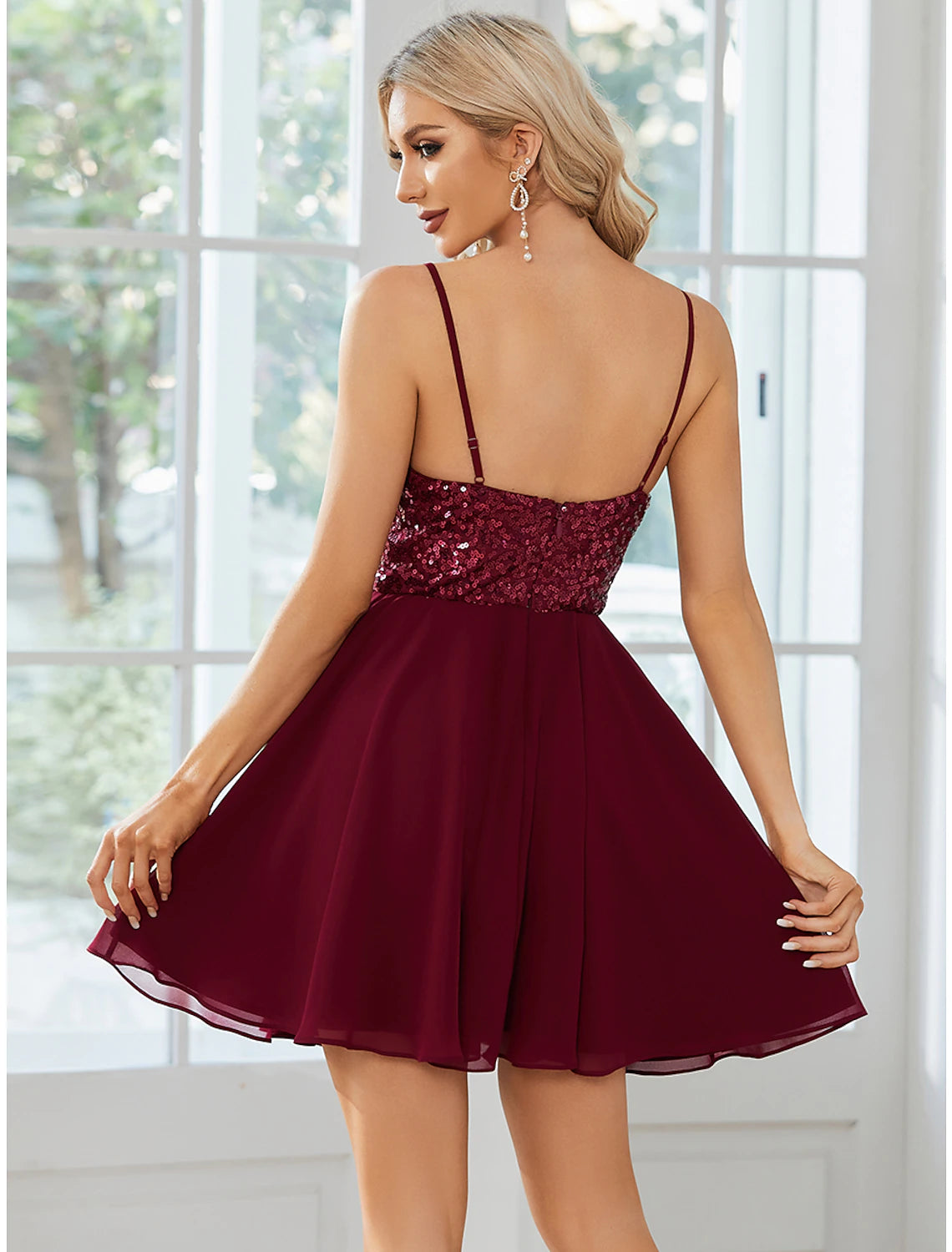 Sparkling A-Line Spaghetti Strap Pleated Sequin Short Homecoming Dress.