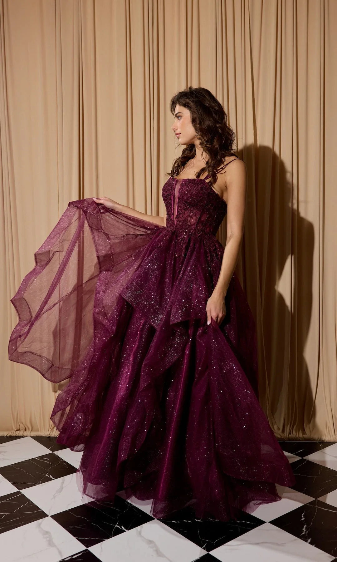 Stunning A-Line Sweetheart Sleeveless Tiered Corset Burgundy Long Prom Dresses Gown