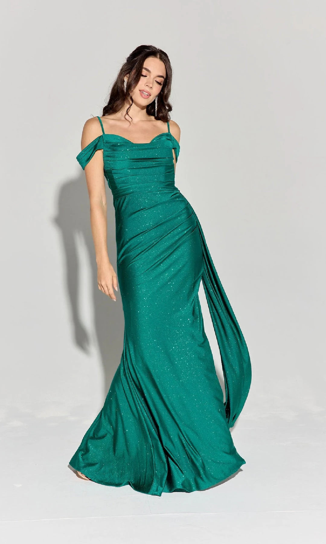 Stunning Fitted Cowl Sleeveless Ruched Slit Emerald Long Prom Dresses Women