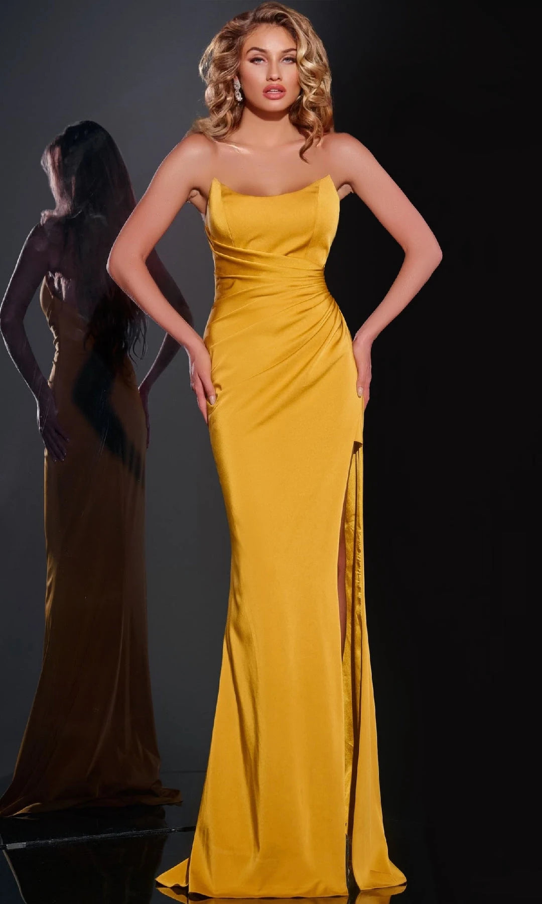 Stunning Sheath Strapless Sleeveless Ruched Slit Yellow Maxi Prom Dresses Women