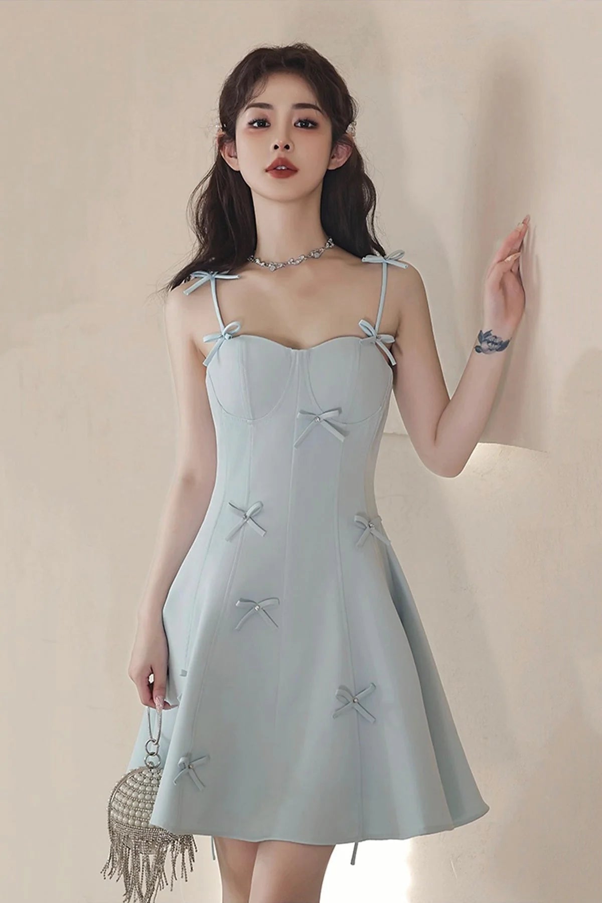 Sweet A-line Sweetheart Spaghetti Strap Sleeveless Zipper Back Short Mini Bow Embellished Homecoming Dress