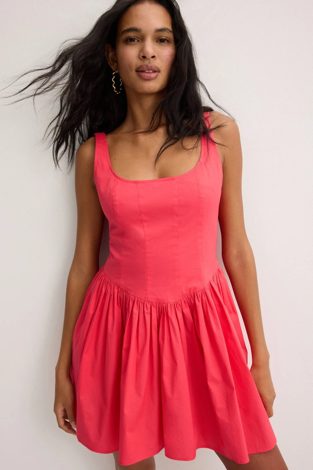 Vibrant A-Line Square Neck Sleeveless Tie-Back Coral Mini Homecoming Dress Women
