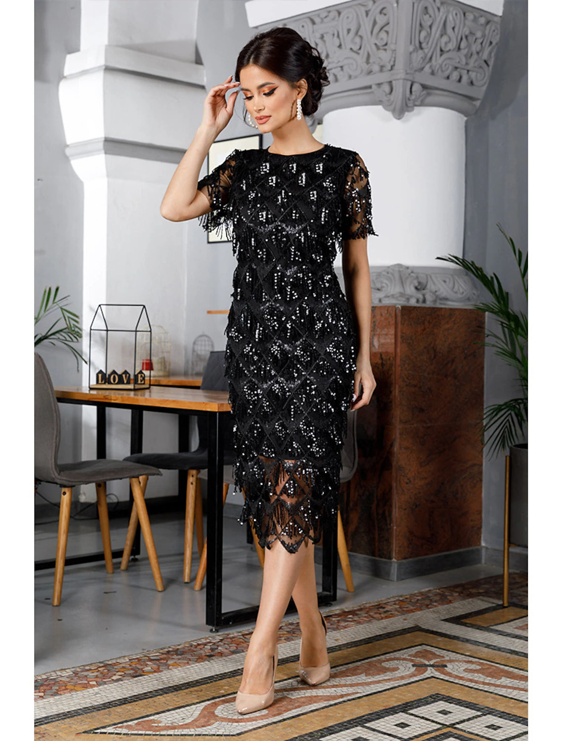 Vintage Sheath Jewel Neck Short Sleeve Fringe Tassel Tea Length Party Dress.