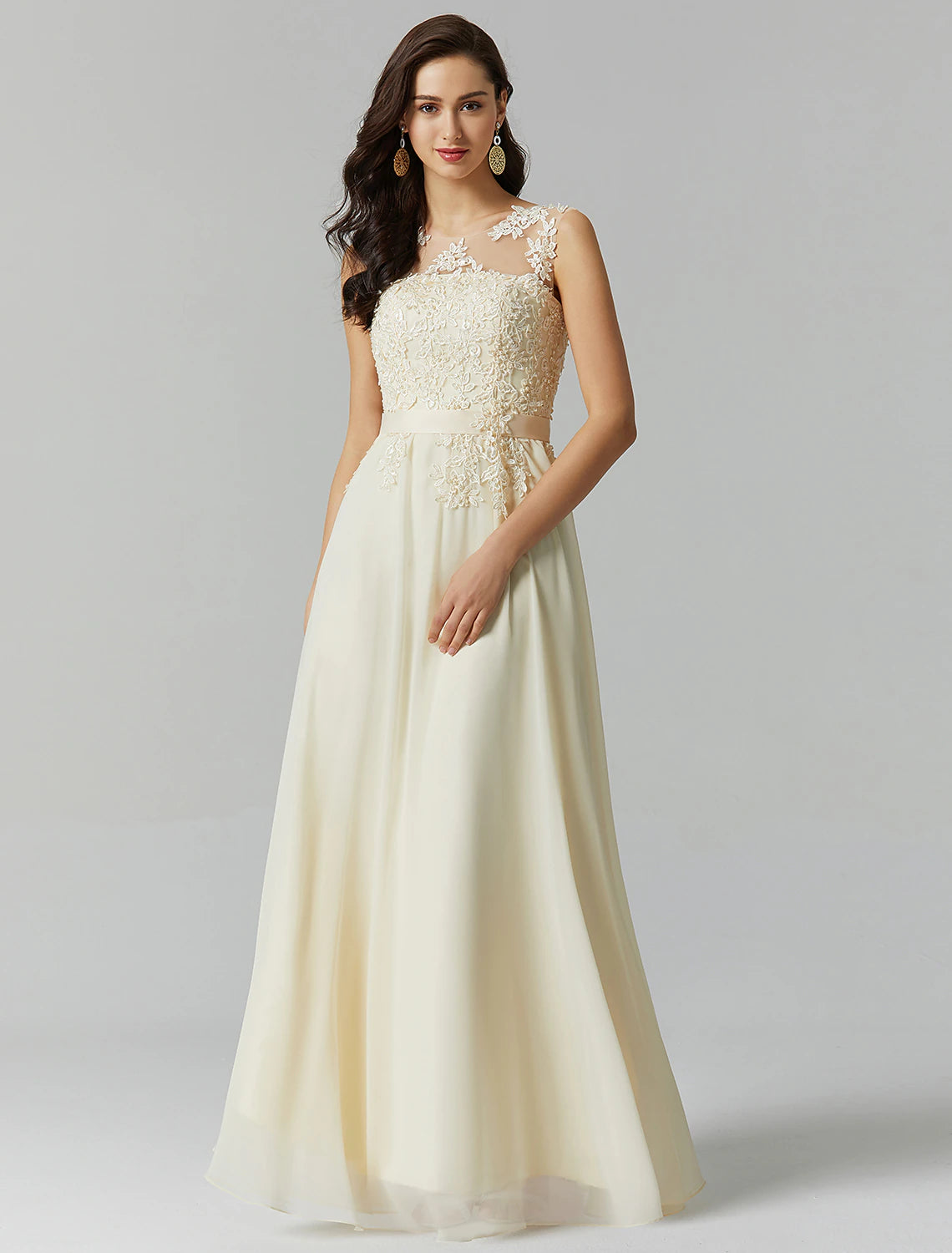 Wholesale Elegant A-Line Jewel Neck Sleeveless Chiffon Lace Bridesmaid Dress.