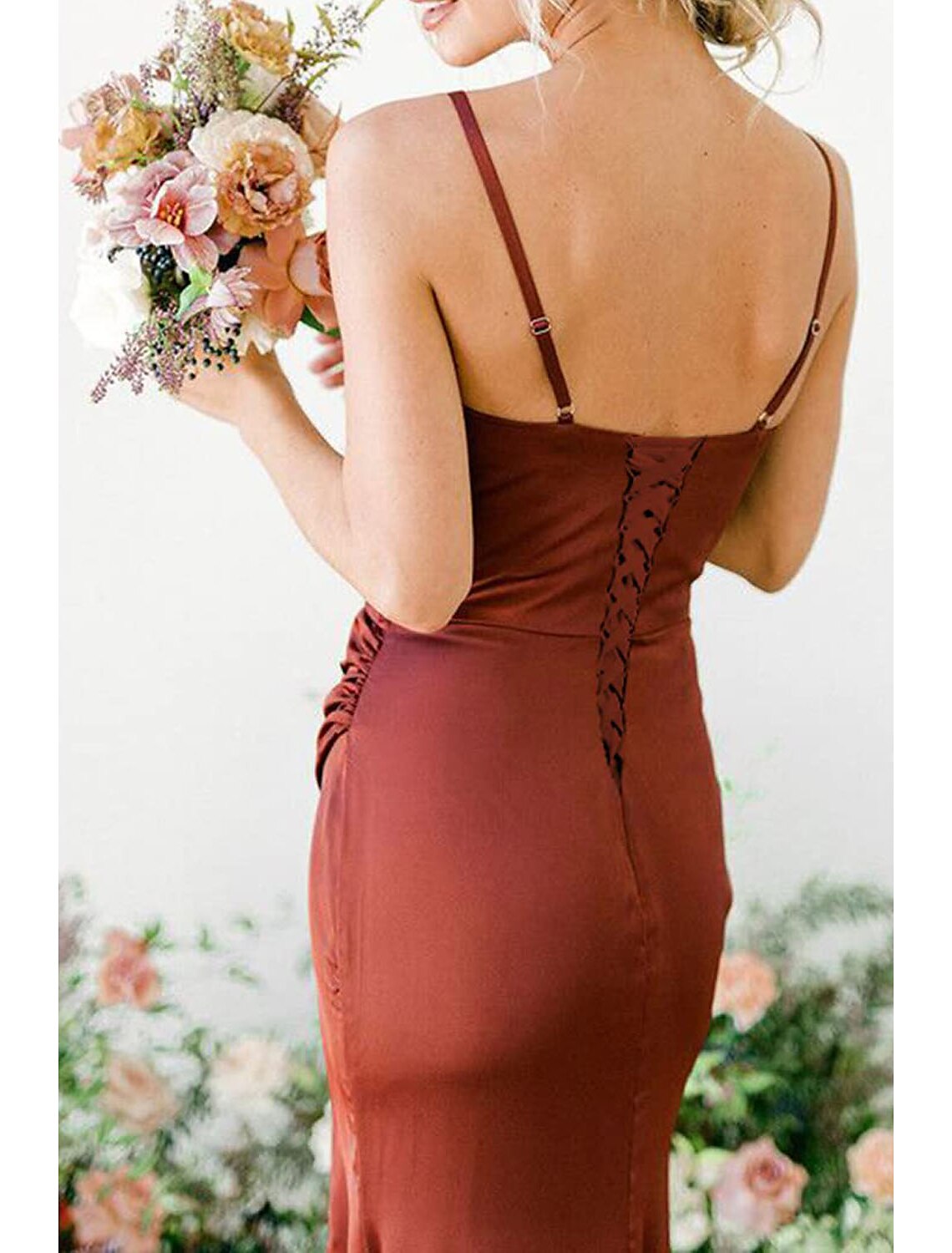 Wholesale Elegant Mermaid V-Neck Cowl Spaghetti Strap Vintage Floor-Length Bridesmaid Dress.