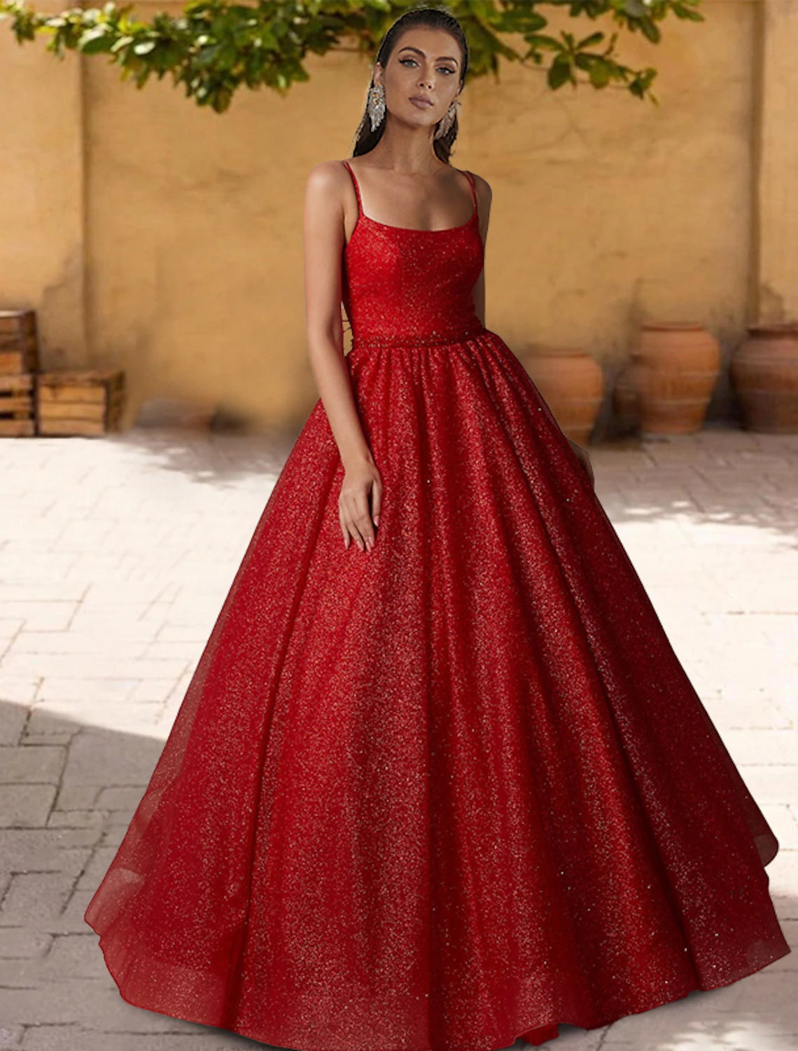 Wholesale Sparkling Tulle Ball Gown Spaghetti Strap Floor Length Quinceanera Sweet 16 Dress.