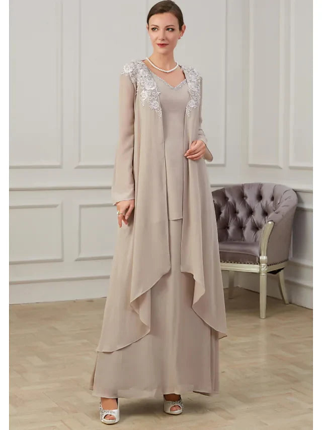 Wholesa A-Line Mother of the Bride Dress Elegant Jewel Neck Floor Length Polyester Long Sleeve with Appliques