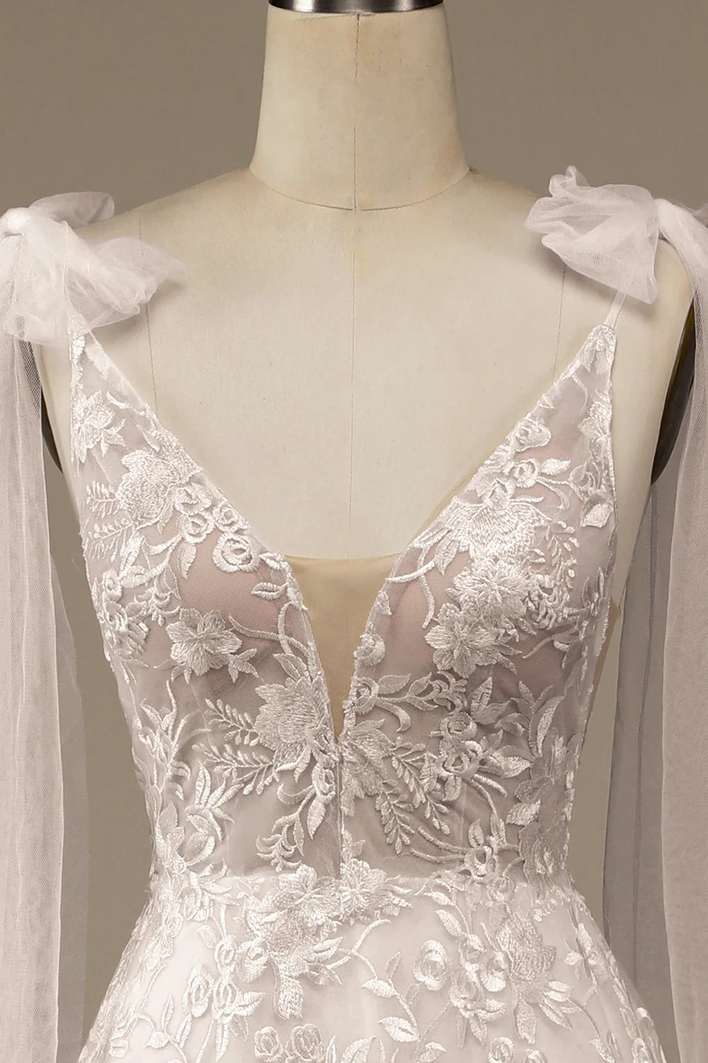 Wholesa V-Neck Lace A-Line Wedding Dress with Bowknot