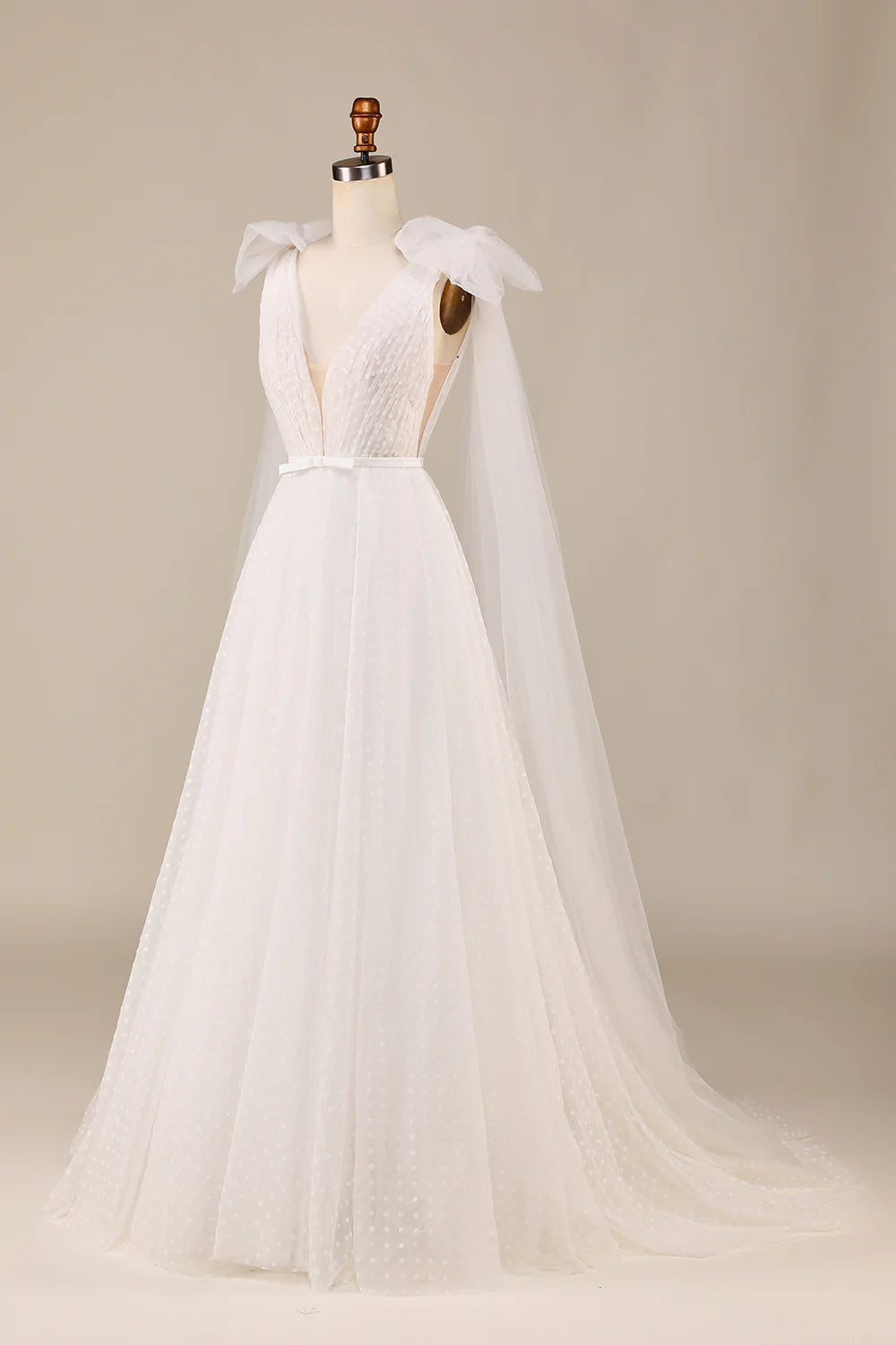 Wholesa A Line V Neck Train Tulle Wedding Dress