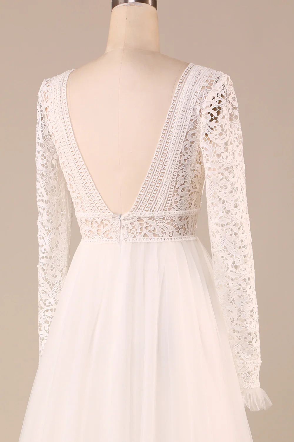 Wholesa A-Line Long Sleeves Tulle Wedding Dress with Lace