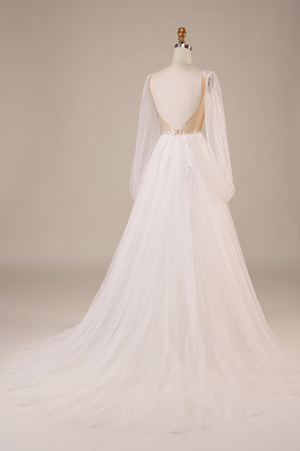 Wholesa Long Sleeves Open Back Wedding Dress with Appliques