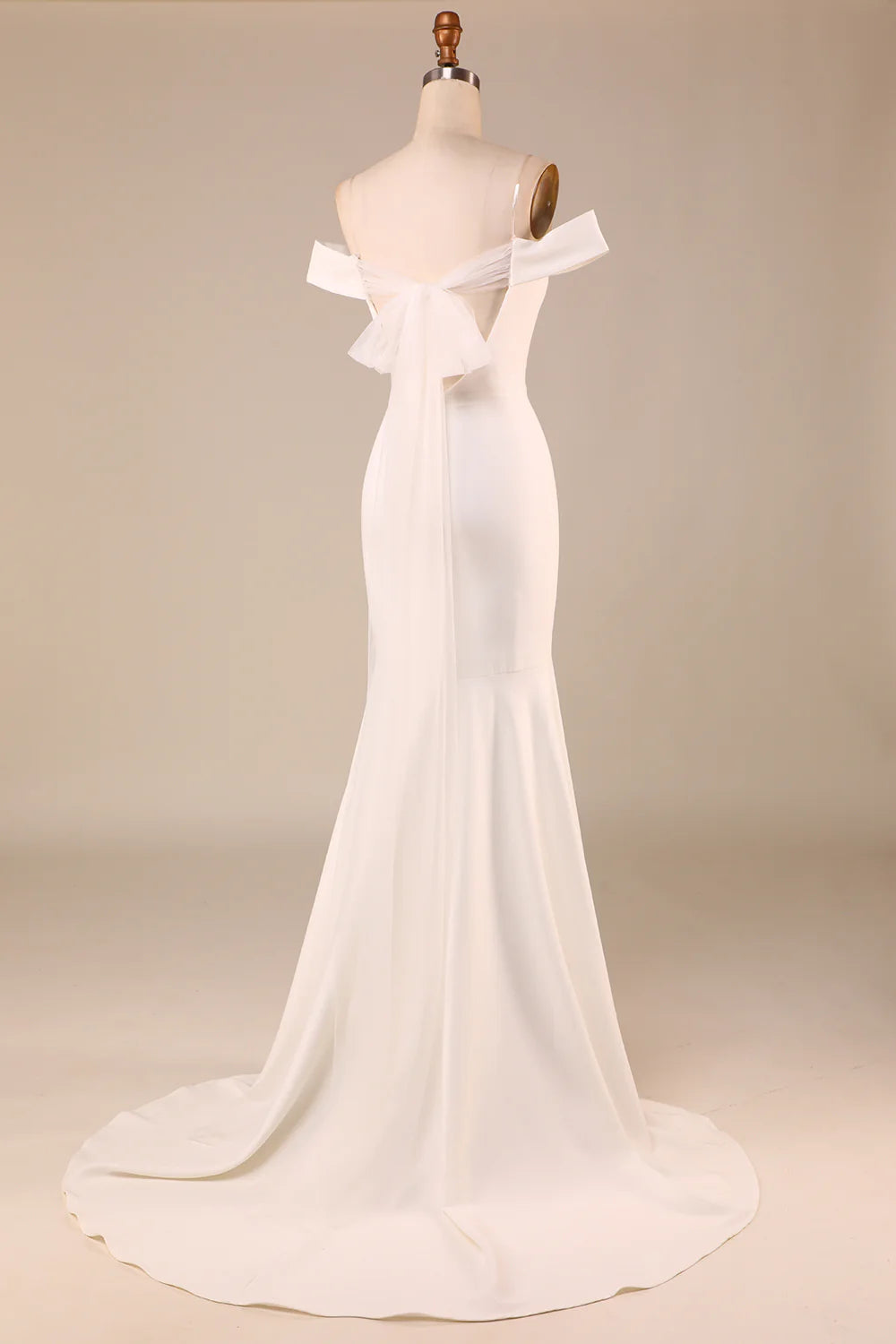 Wholesa Mermaid Lace-Up Back Long Wedding Dress