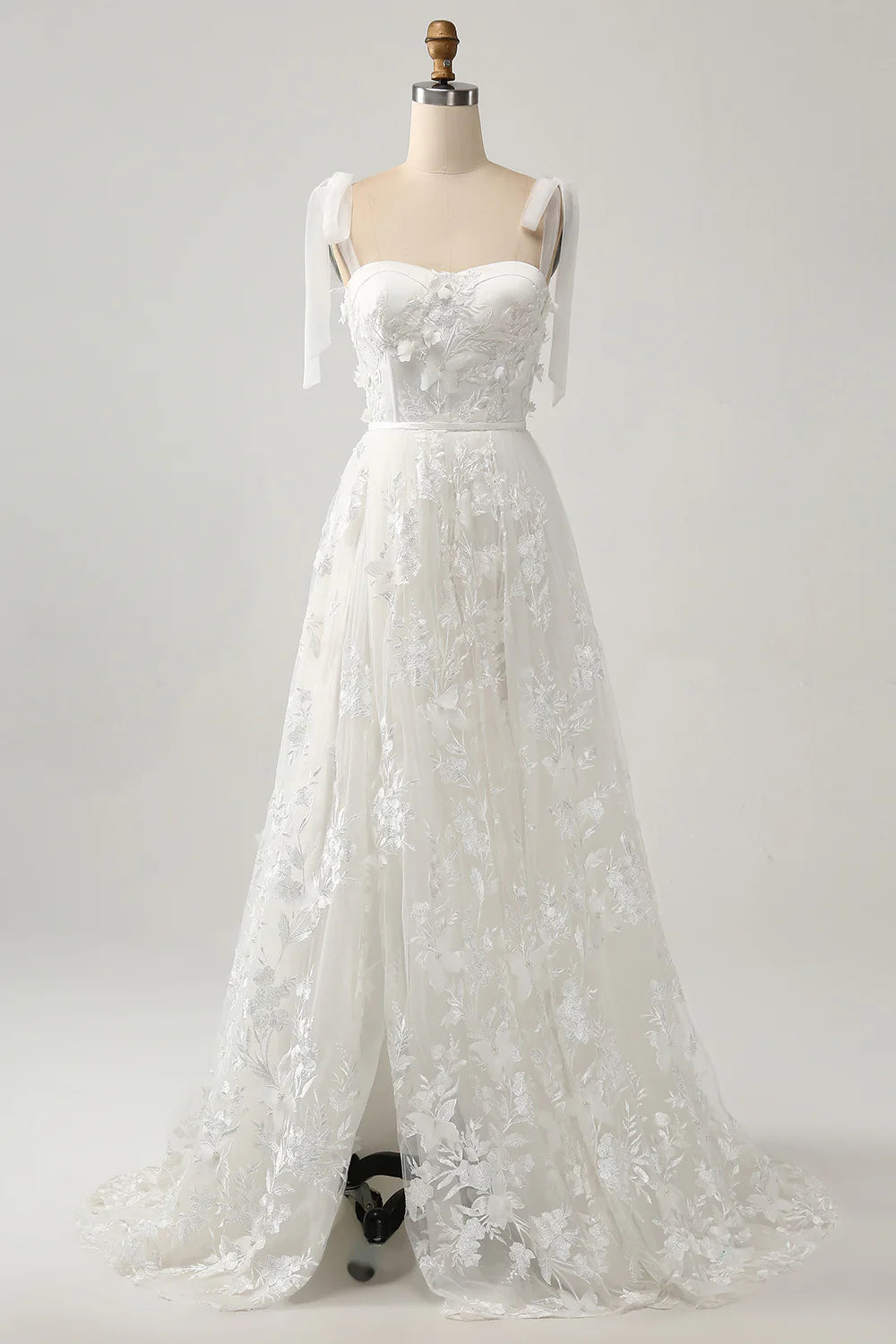 Wholesa A-Line Spaghetti Straps Wedding Dress with Appliques