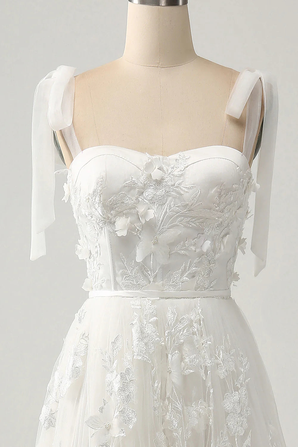 Wholesa A-Line Spaghetti Straps Wedding Dress with Appliques