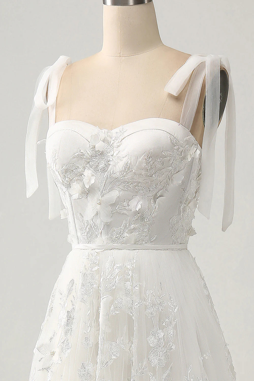Wholesa A-Line Spaghetti Straps Wedding Dress with Appliques