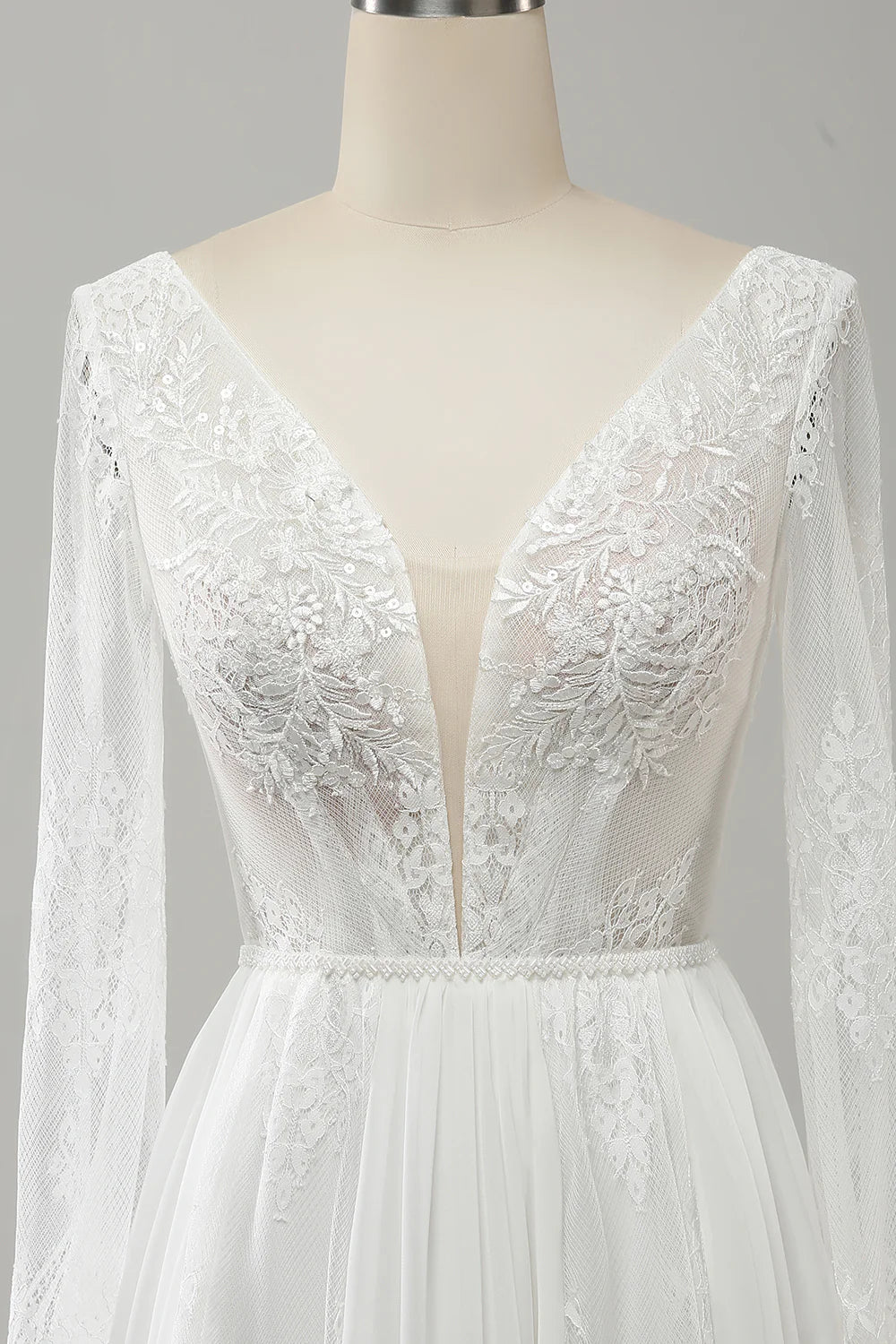 Wholesa Beach Boho A Line V Neck Long Sleeve Wedding Dress with Lace Appliqued