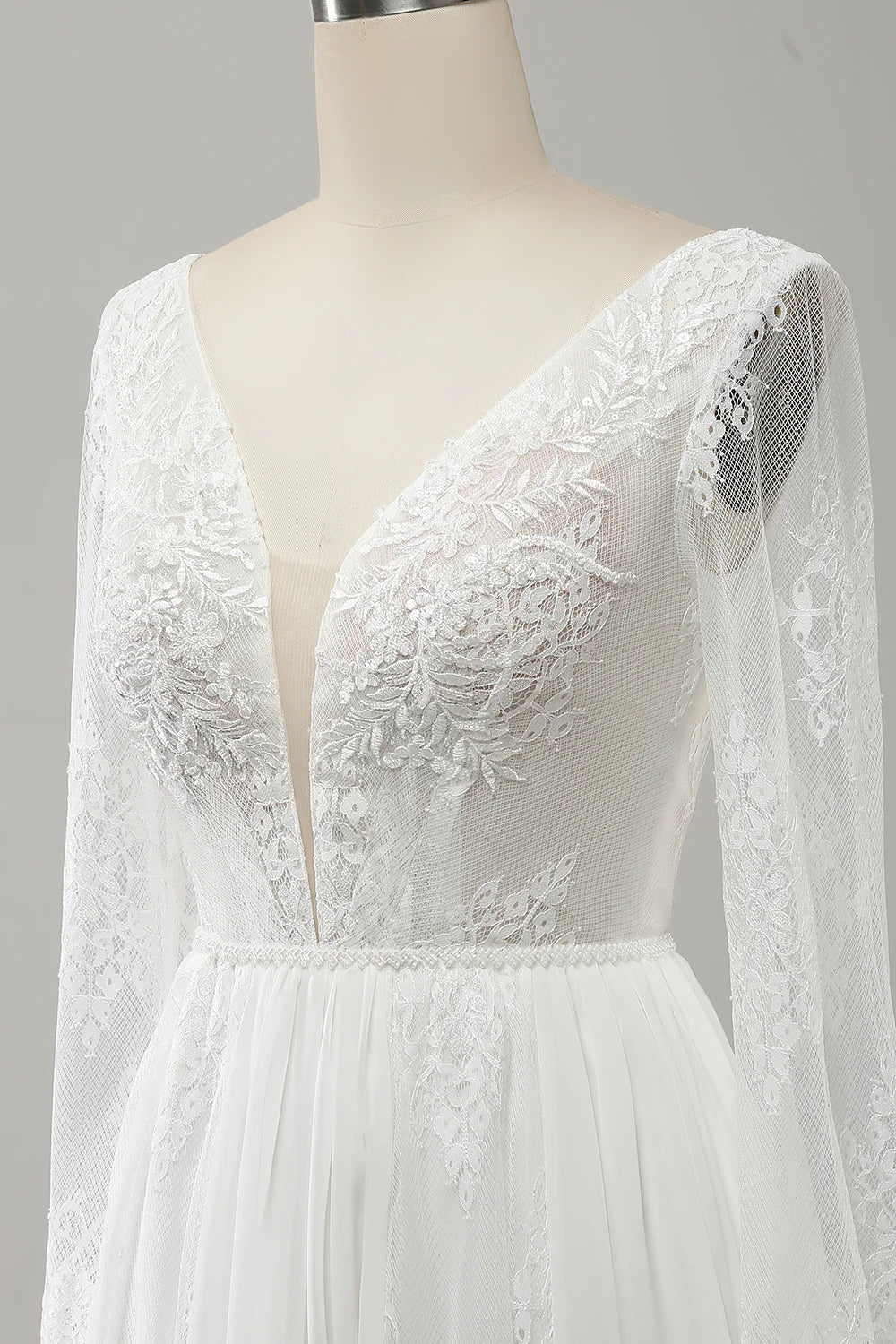 Wholesa Beach Boho A Line V Neck Long Sleeve Wedding Dress with Lace Appliqued