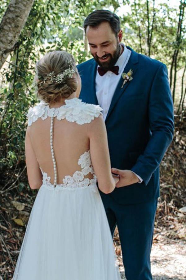 Wholesa A-Line Jewel Sweep Train Tulle White Wedding Dress with Appliques