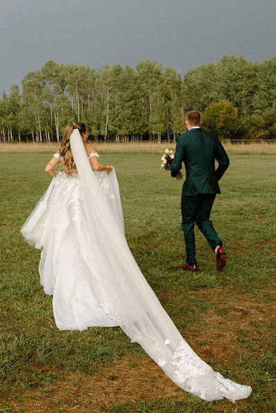 Wholesa A Line Off the Shoulder Appliques Bridal Gown Long Wedding Dresses