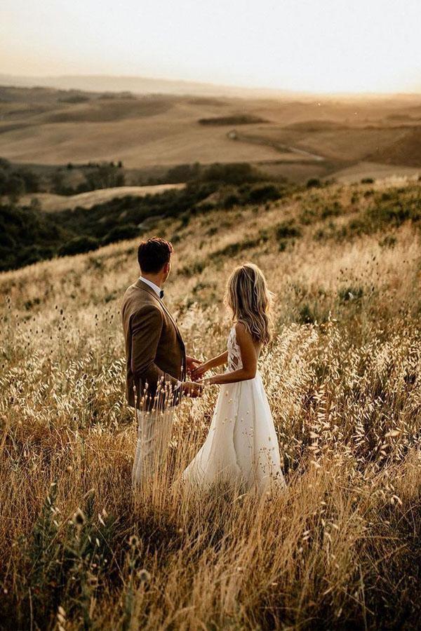Wholesa A-line Beach See Through Floor Length Rustic Bridal Dresses Wedding Dresses