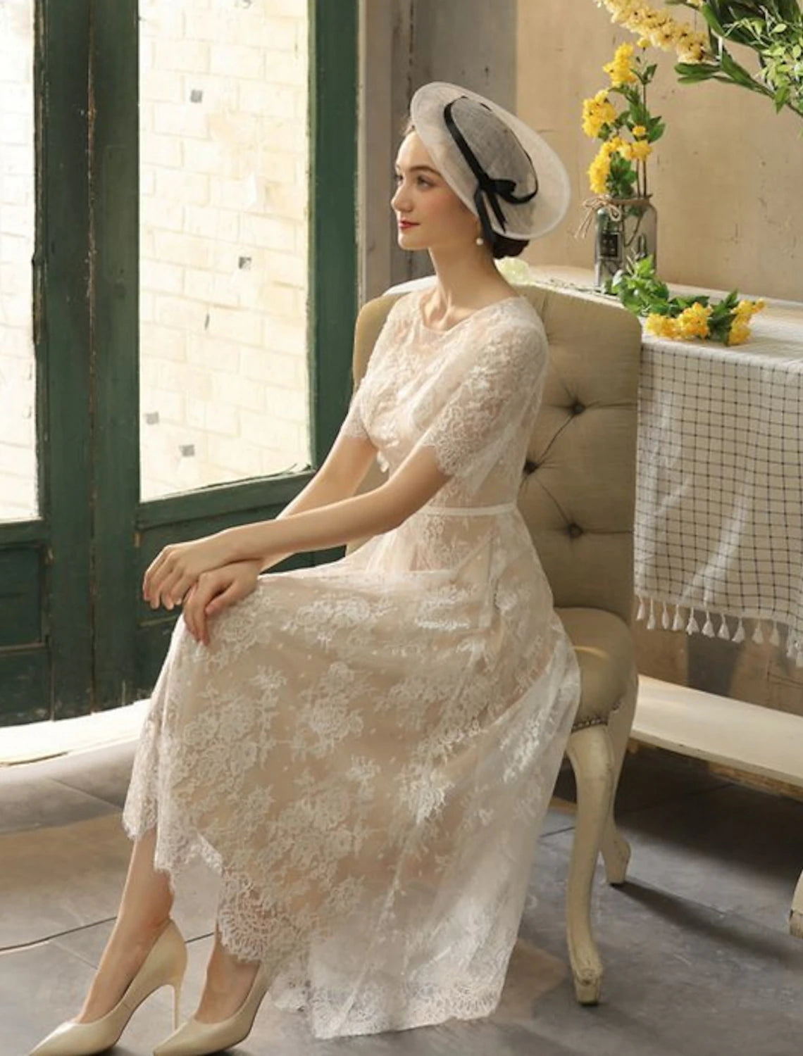 wholesale  Reception Fall Wedding Dresses Little White Dresses in Color A-Line Illusion Neck Half Sleeve Tea Length Lace Bridal Gowns With Sash / Ribbon Appliques Summer Party