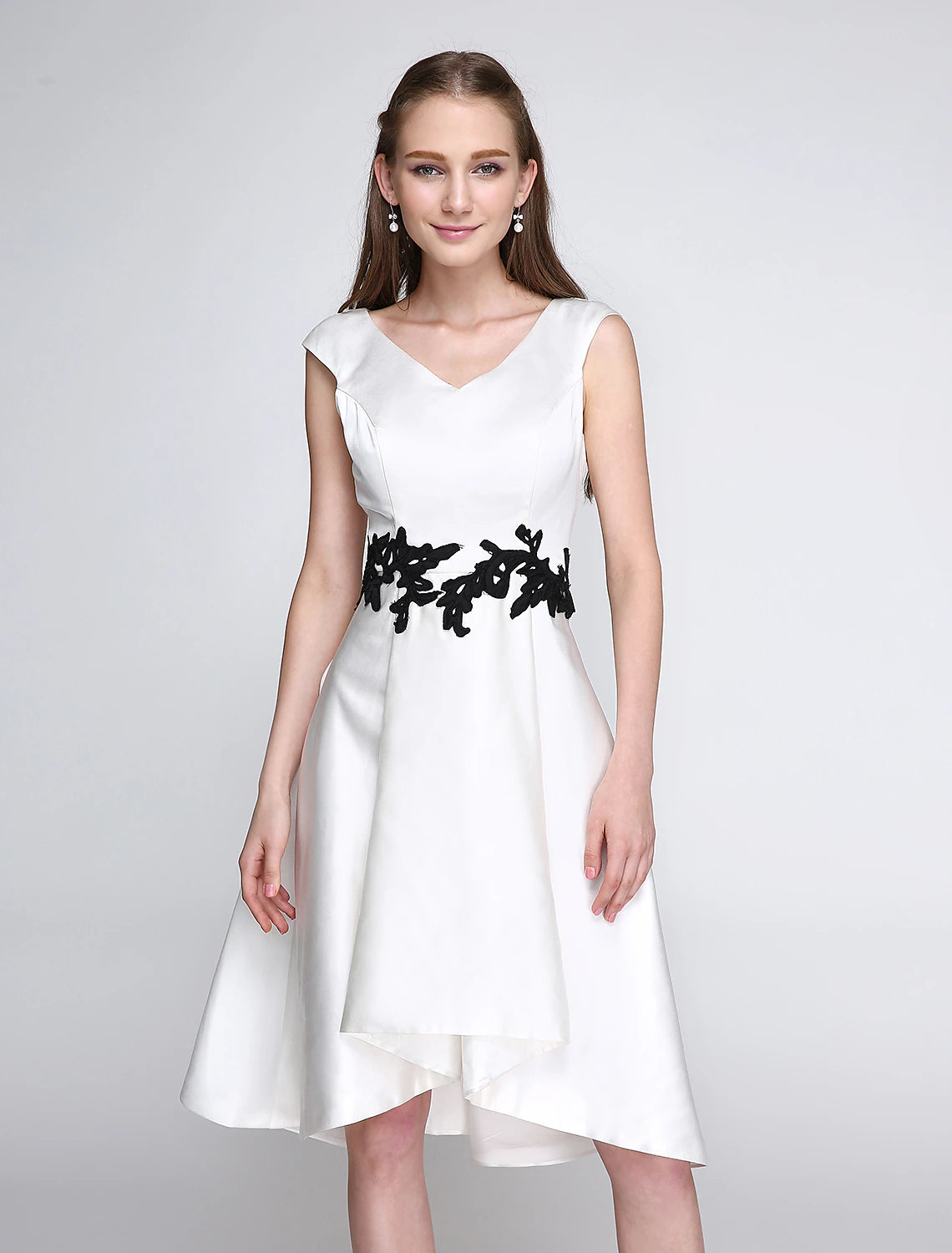 wholesale  A-Line Fit & Flare Dress Cocktail Party Prom Knee Length Sleeveless V Neck Satin with Appliques