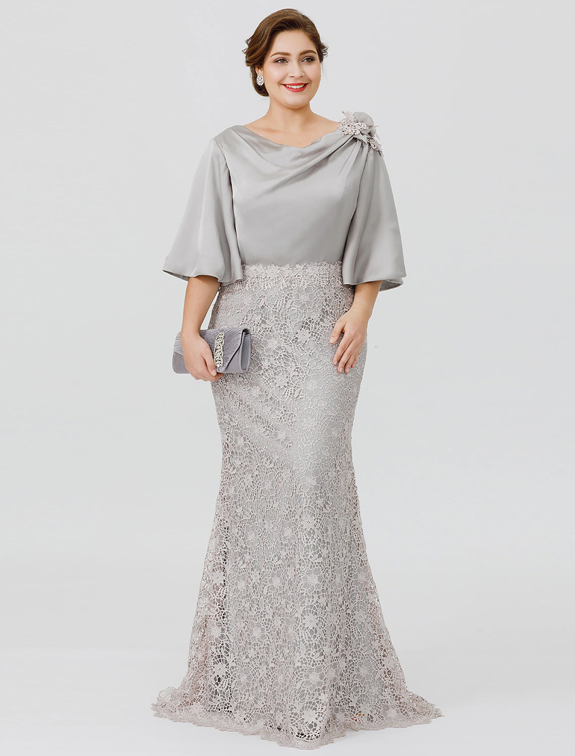 Wholesa  Mermaid / Trumpet Mother of the Bride Dress Plus Size Sexy Cowl Neck Sweep / Brush Train Satin Chiffon Lace Over Satin Half Sleeve No with Appliques