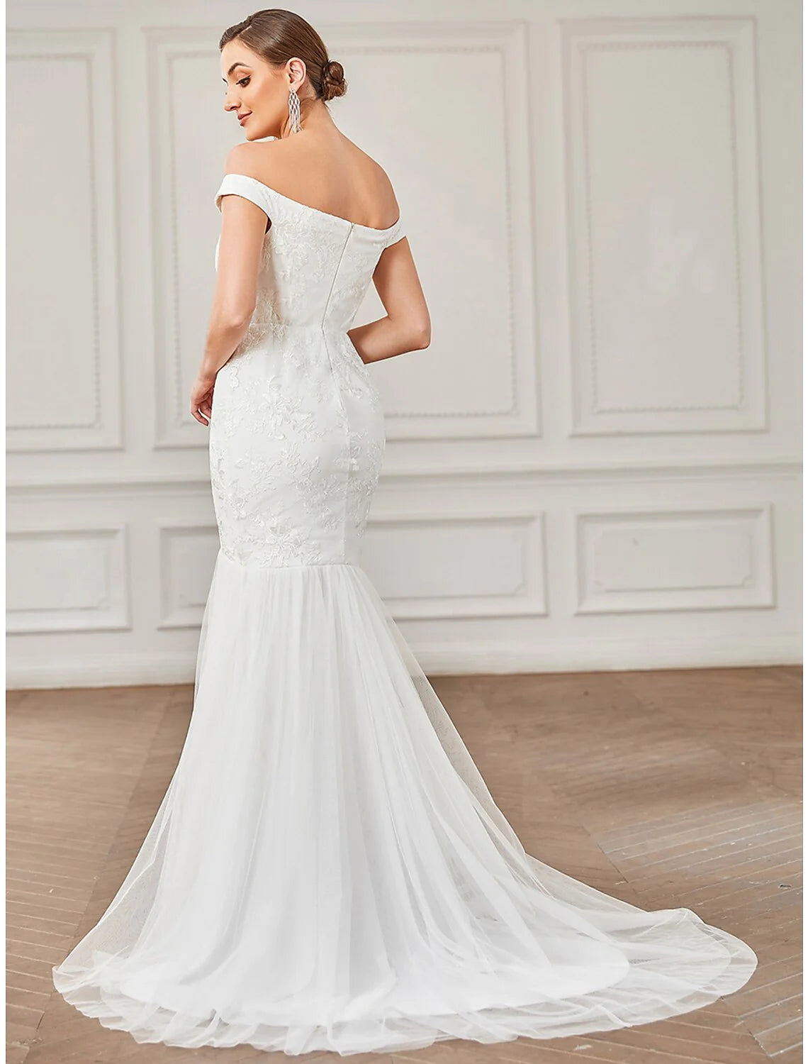 Wholesa Beach Vintage Wedding Dresses Sweep / Brush Train A-Line Cap Sleeve Off Shoulder Lace With Lace Appliques