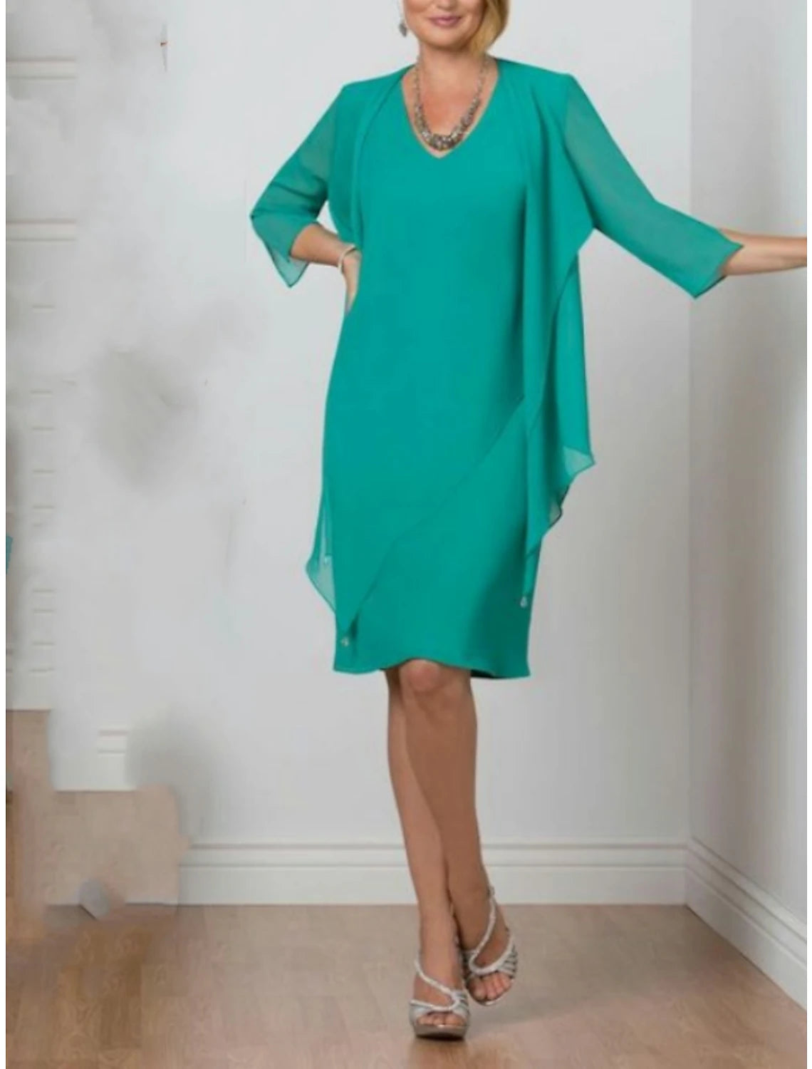 wholesale  Two Piece Mother of the Bride Dress Fall Wedding Guest Simple Elegant V Neck Knee Length Chiffon 3/4 Length Sleeve with Solid Color