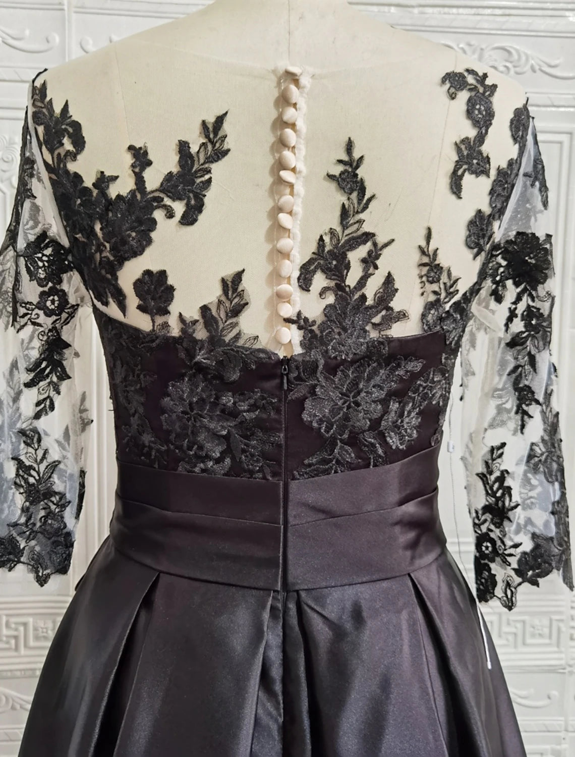 wholesale  A-Line Evening Gown High Split Dress Formal Fall Sweep / Brush Train Half Sleeve Illusion Neck Satin with Slit Embroidery