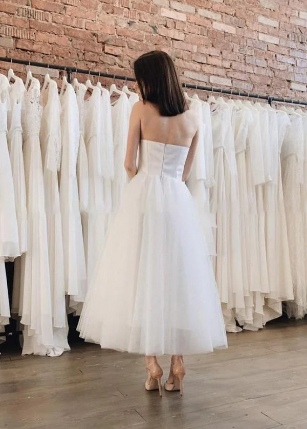 Wholesa A-Line Backless Strapless Tea-Length Tulle Skirt Short Bridal Gown Wedding Dresses