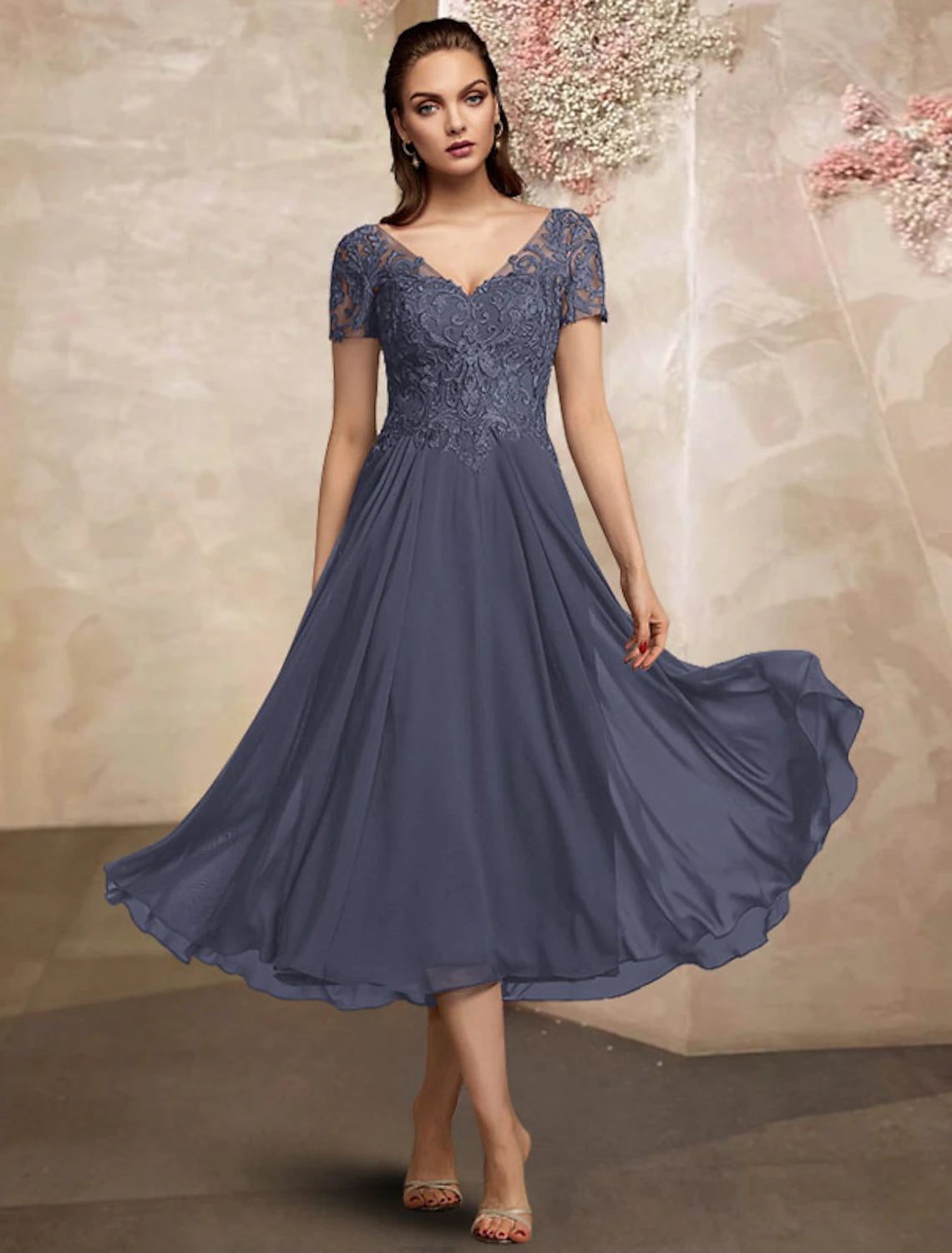 wholesale   A-Line Mother of the Bride Dress Plus Size Elegant V Neck Tea Length Chiffon Lace Short Sleeve with Pleats Appliques